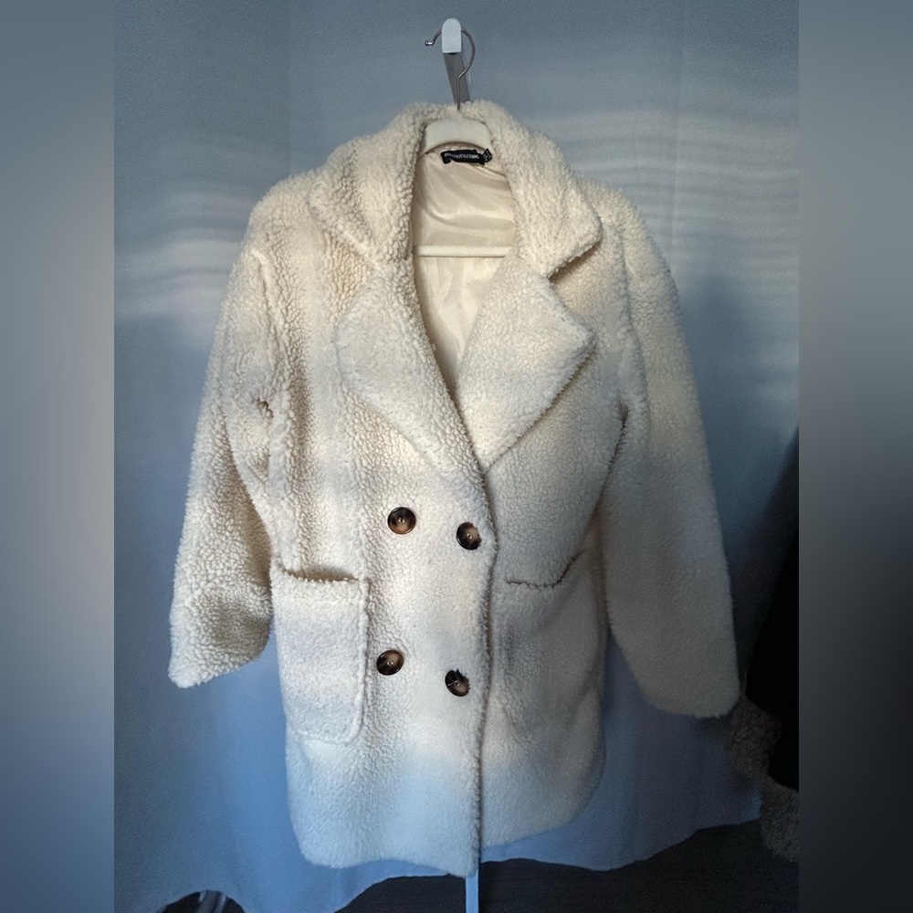 PrettyLittleThing Cream Teddy Jacket